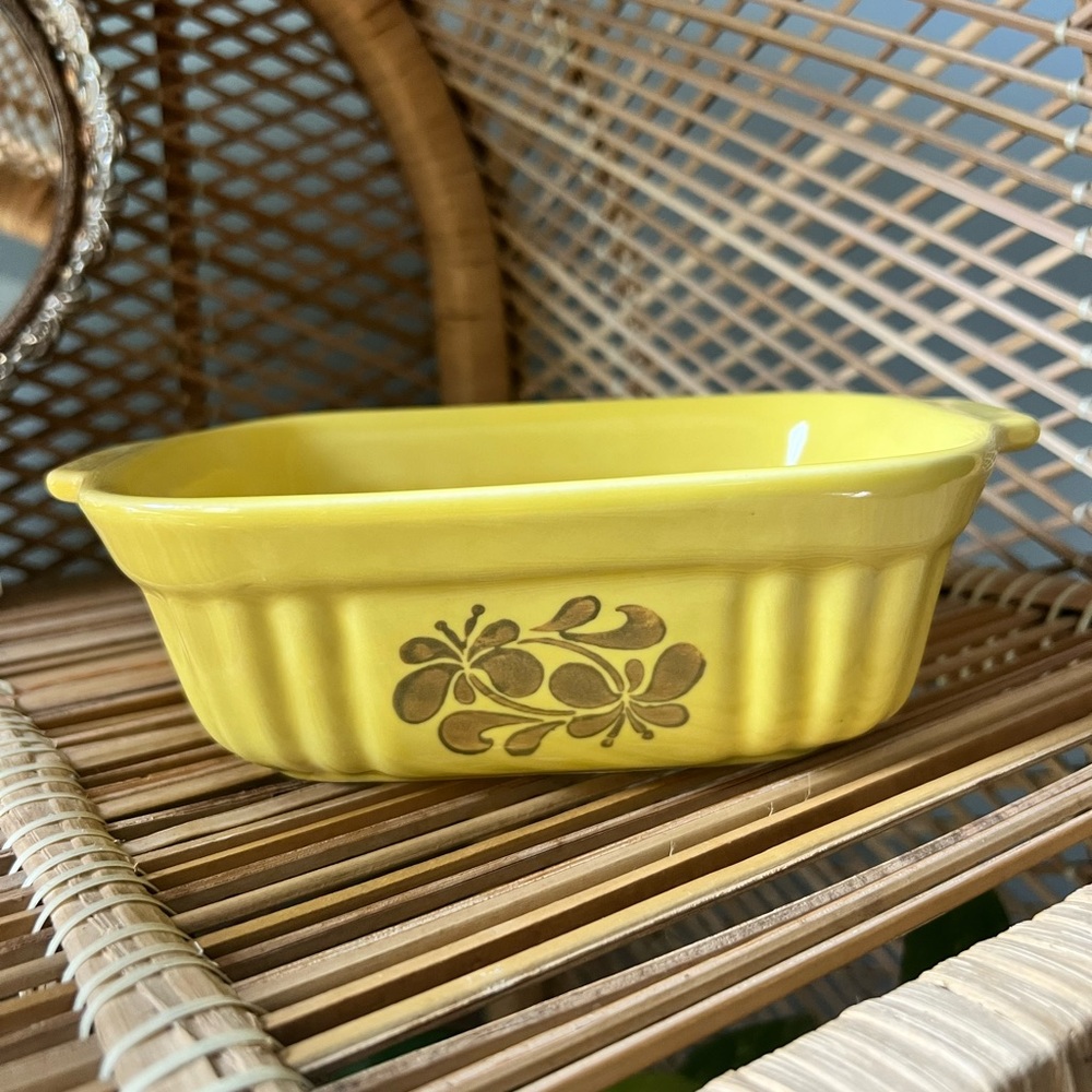 Vintage FTDA Stoneware Pfaltzgraff 16 Oz Casserole Dish